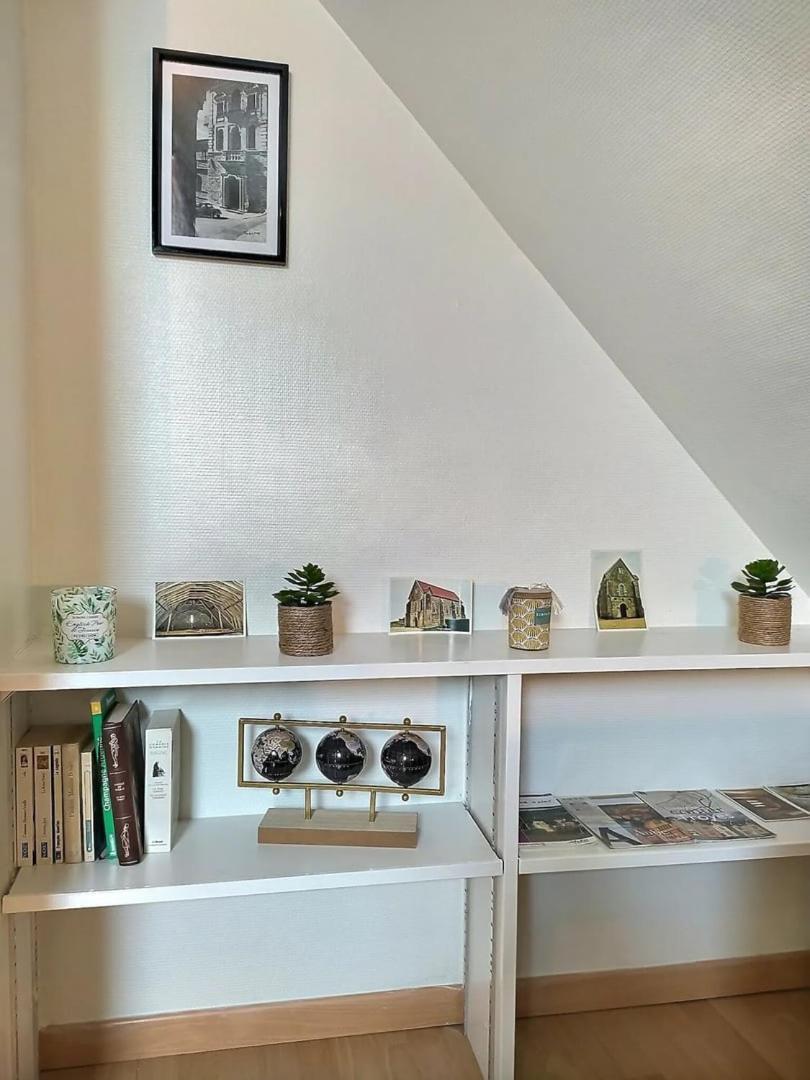 Le Travel - Appartement Equipe Proche Centre Et Yschools Troyes Exterior foto